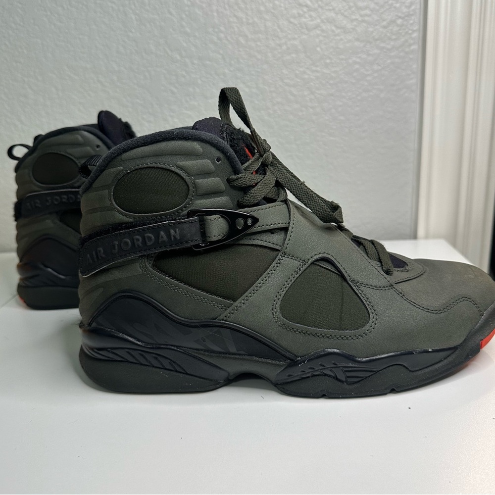 Air Jordan 8 Retro “Take Flight”